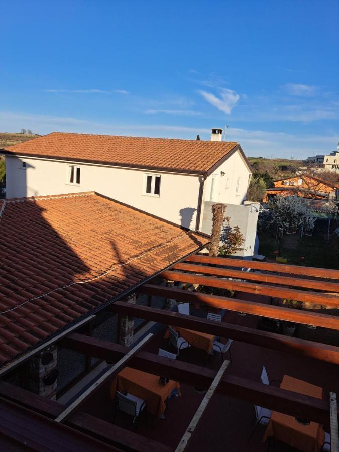 Sobe Anja Pension Brtonigla Buitenkant foto
