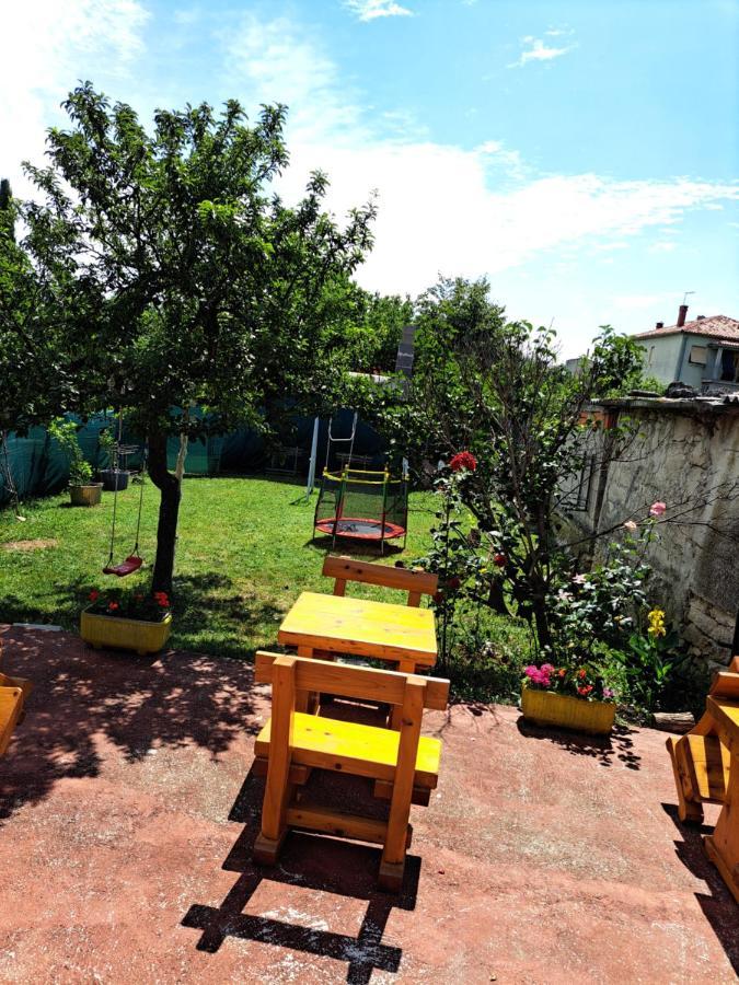 Sobe Anja Pension Brtonigla Buitenkant foto