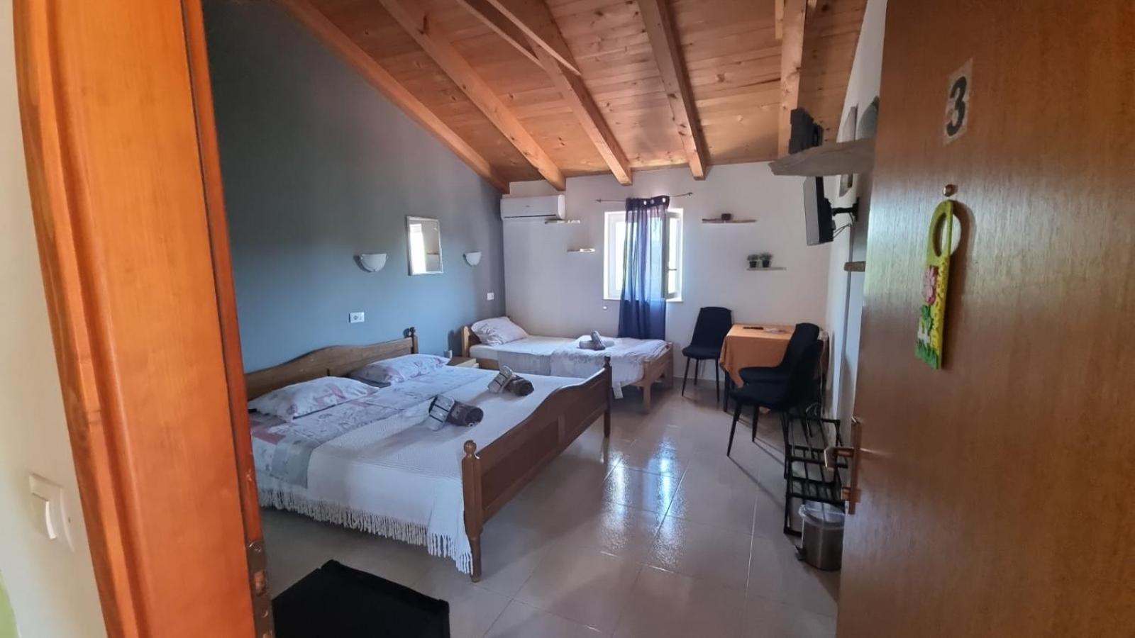 Sobe Anja Pension Brtonigla Buitenkant foto